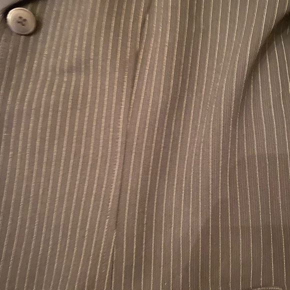 Gorgeous Vintage Emanuel Ungaro Size 2/4 Black Pinstripe Pant Suit - Picture 3 of 7